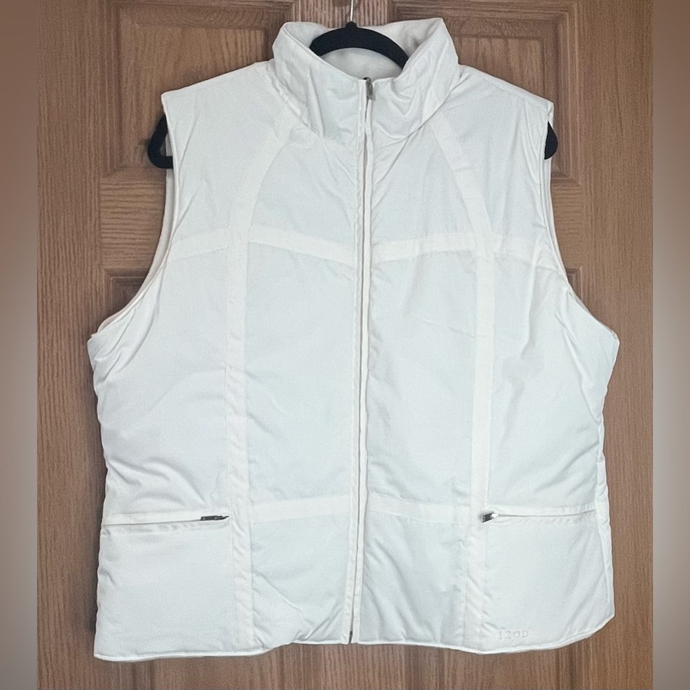 Izod Women's Snowy Off White Vest